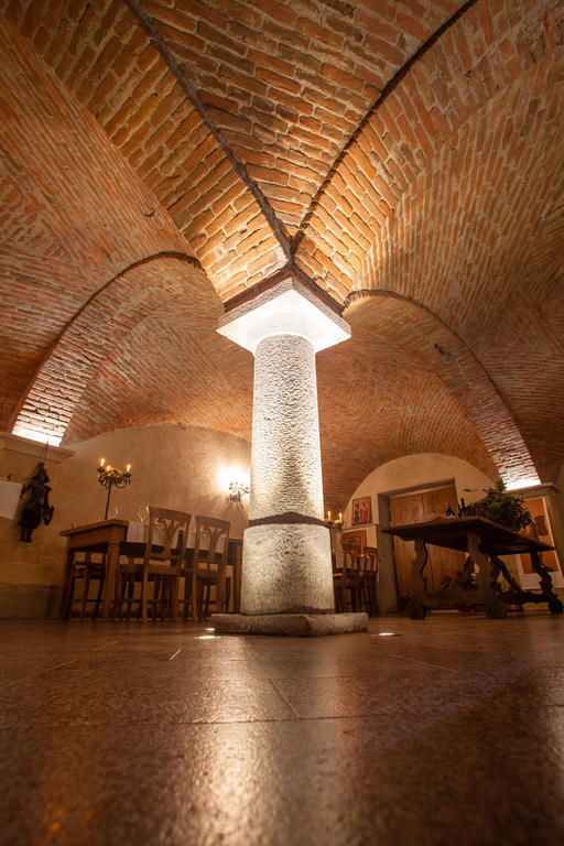 A' La Table Du Sommelier Chambres D Hotes & Restaurant Saint-Vincent Exterior foto