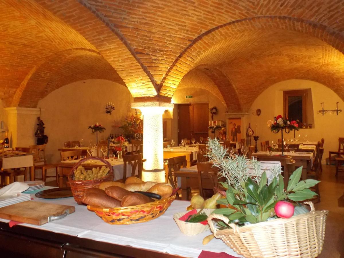 A' La Table Du Sommelier Chambres D Hotes & Restaurant Saint-Vincent Exterior foto