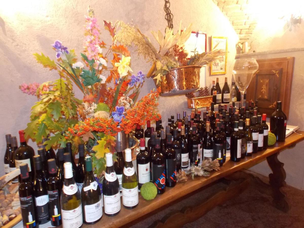 A' La Table Du Sommelier Chambres D Hotes & Restaurant Saint-Vincent Exterior foto